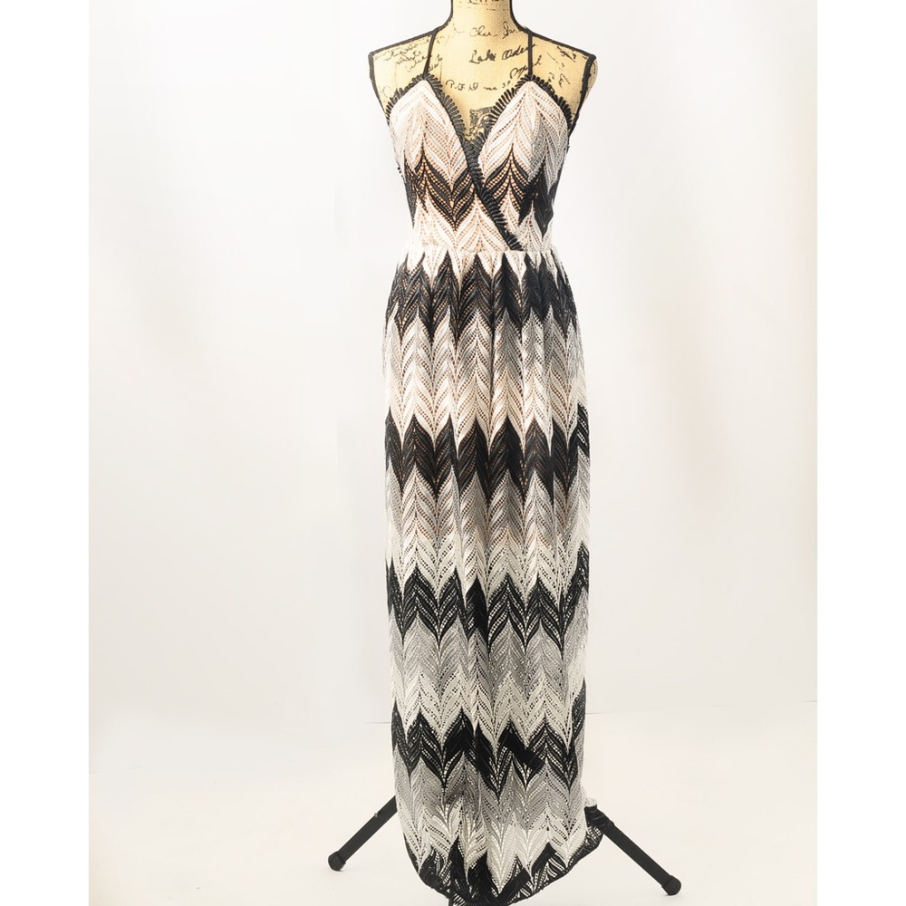 Dress by Dress the population M